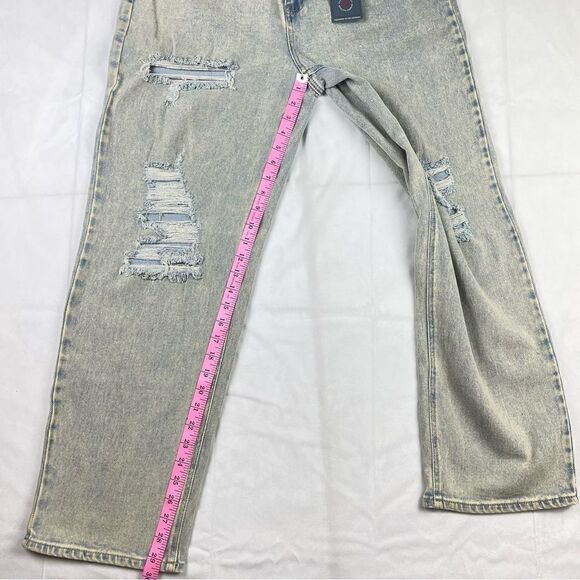 NWT Rewind - Distressed High Waisted Mom Jeans Size 11/30W - Picture 6 of 10
